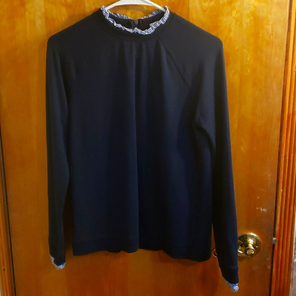 Shirt with decorative sleeves and collar